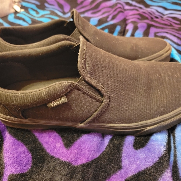 VANS - Picture 4 of 4